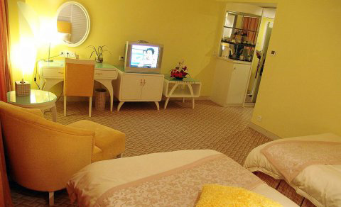 ����Ƶ�Ҿ�װ�ް��У�������ͨ����